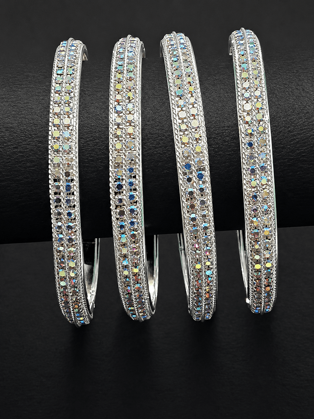 Silver Plated Shimmering Kada Bangle Se