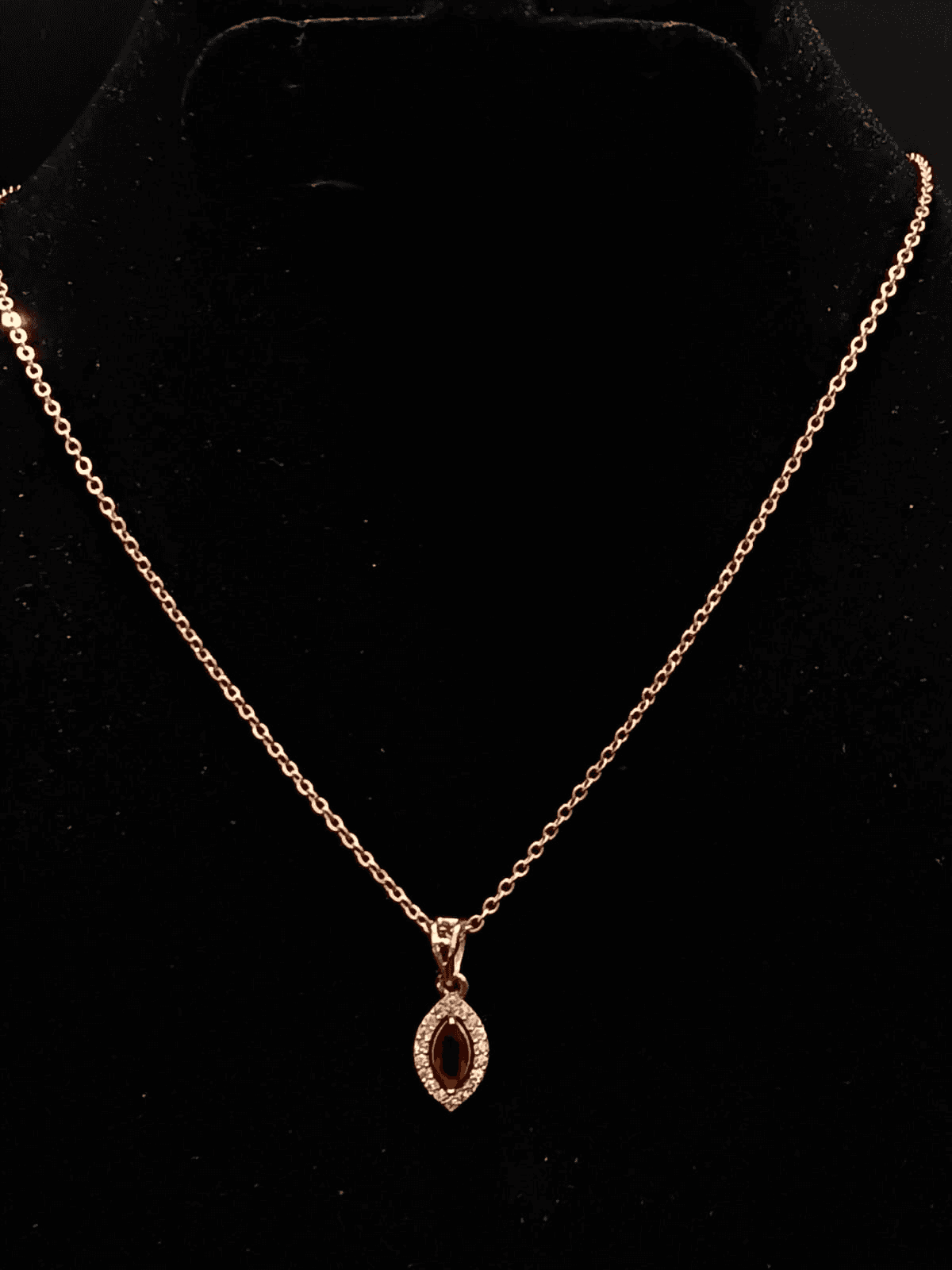 Classic Round AD Stone Pendant Chain