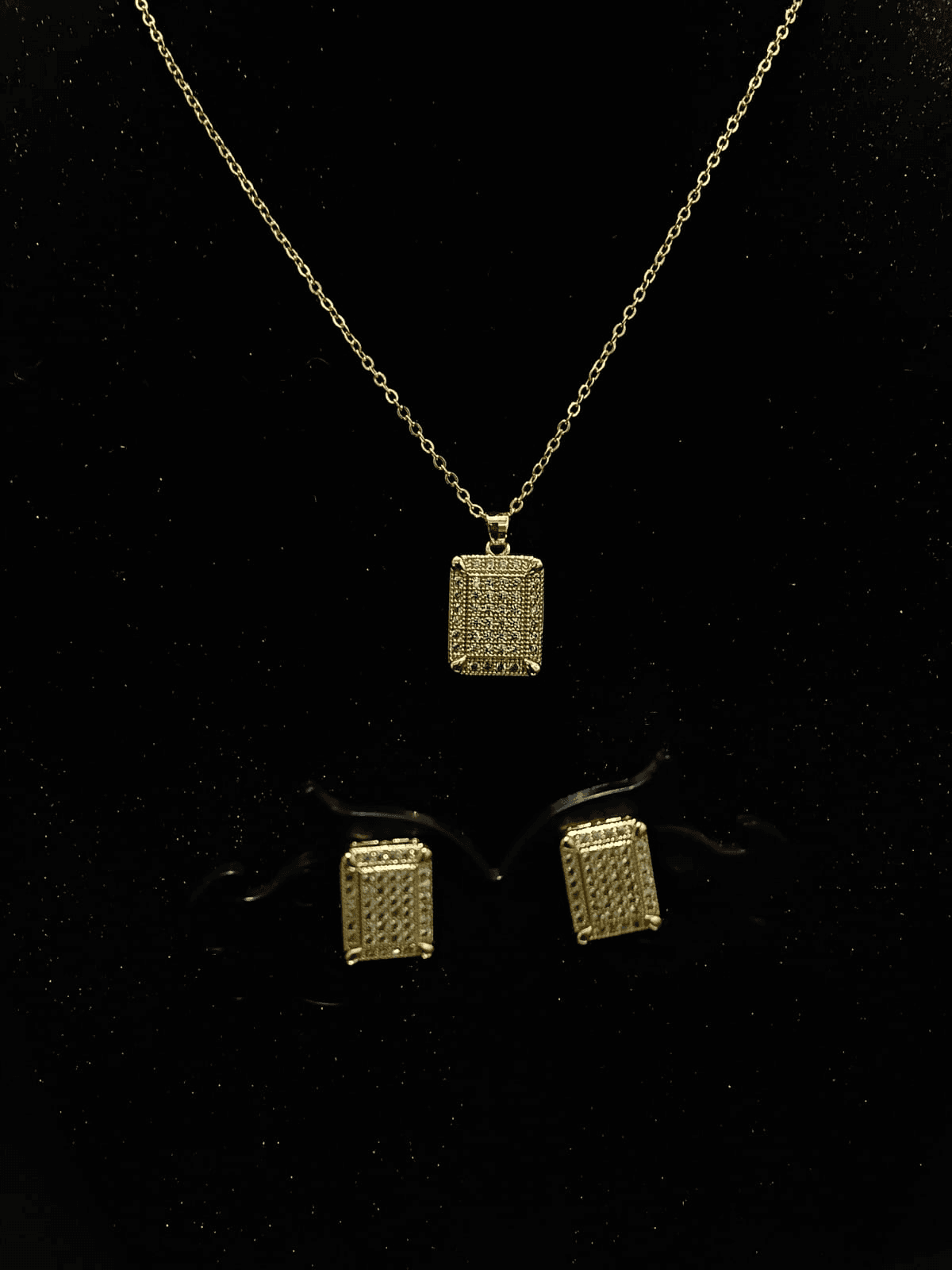 Geometric Rectangle AD Stone Pendant Set